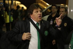 MIGUEL HERRERA LELGA A BRASIL